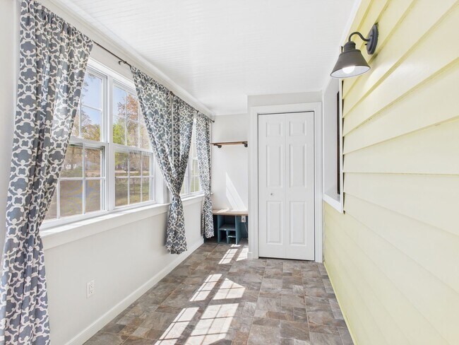 Photo - 6306 Engel Rd