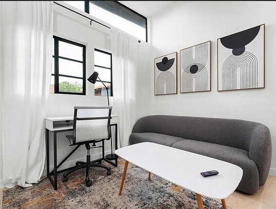 Living room - 400 E 30th St Unit 200