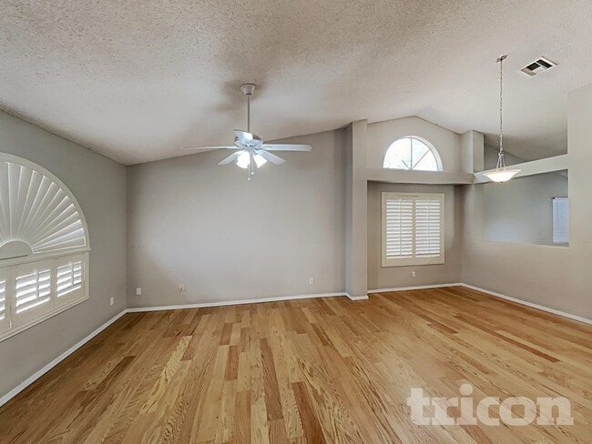 Photo - 3561 E Sequoia Dr