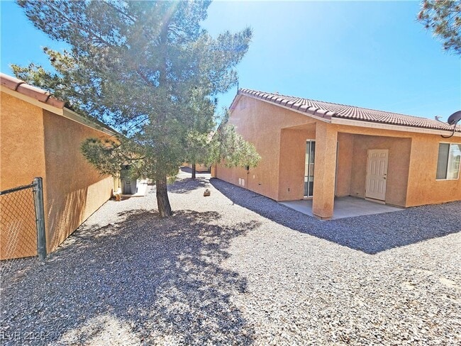 Photo - 1340 Pocahontas Ave