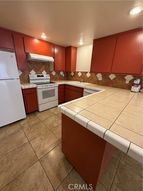 Photo - 2700 N Brea Blvd Unit 7