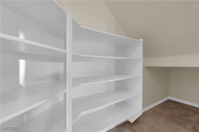 Photo - 10057 Portula Valley St