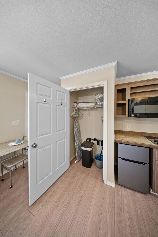 4-Plex