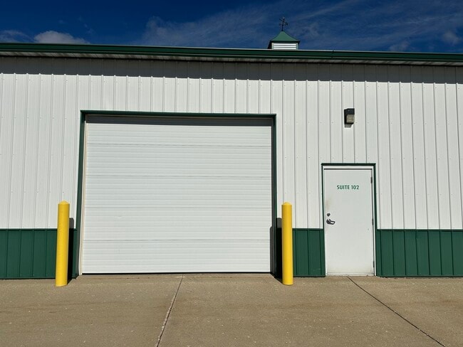 Photo - 2900 Graybill Dr