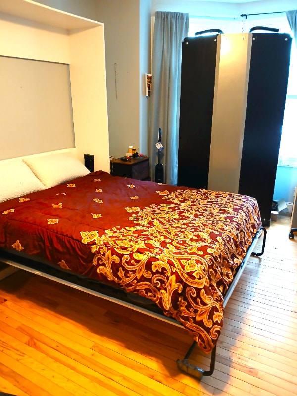 Building Photo - 5023 Spruce St