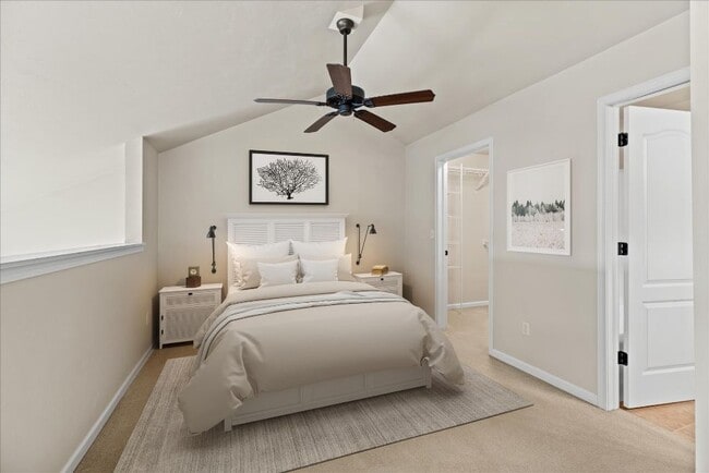 Habitación con ventilador de techo - Broadway Commons LLC