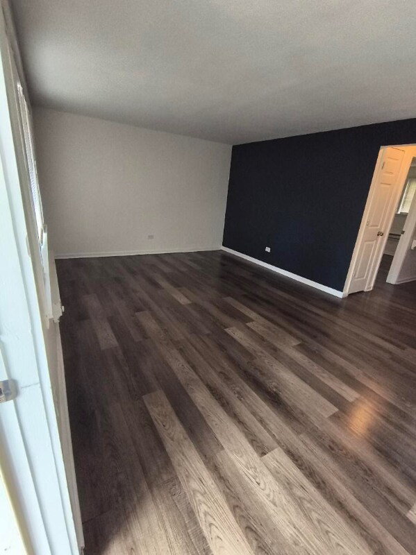 Photo - 7617 S Colfax Ave Unidad 104