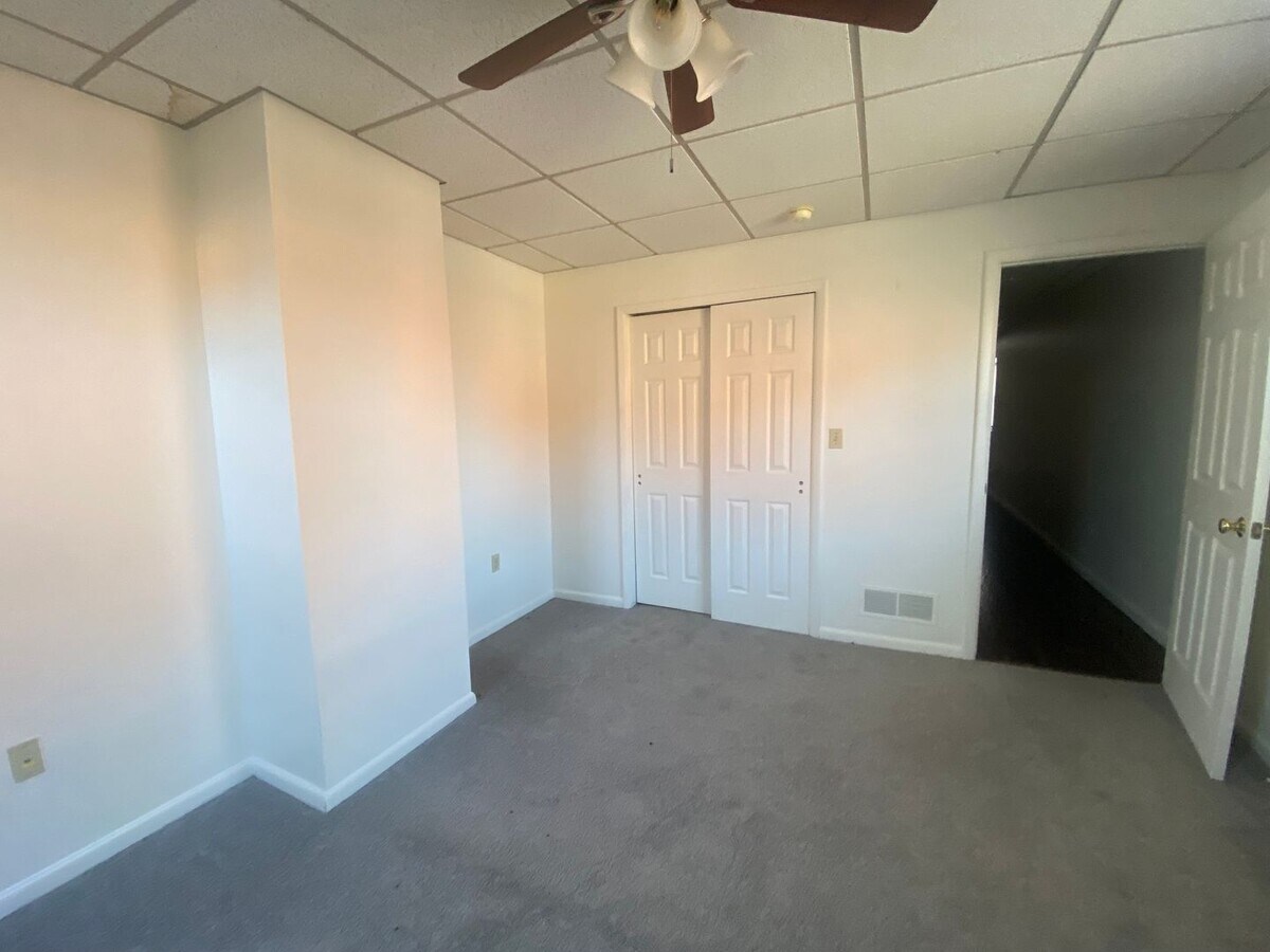 Photo - 1221 E Carson St Unidad 2