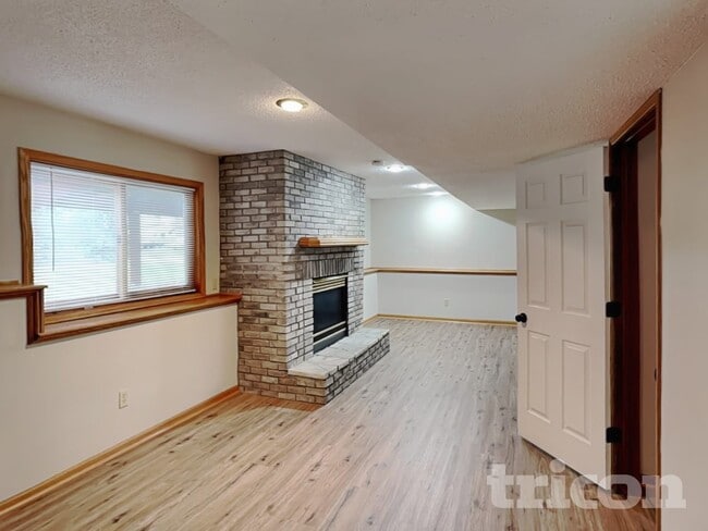 Photo - 1409 146th Ave NW