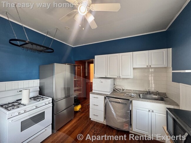 Building Photo - 27 Gilman Ter Unit 1F