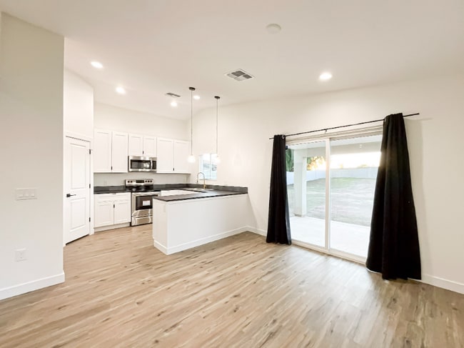 Photo - 3802 N 23rd Ave