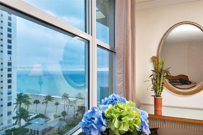 Building Photo - 2501 S Ocean Dr Unit 1003 Rental
