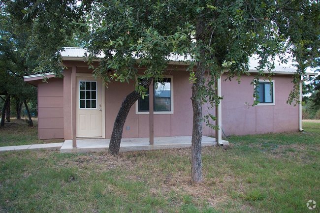 Building Photo - 701 Roland Ln Rental