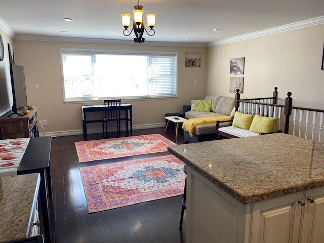 Photo - 5176 Dundas St W Unit A