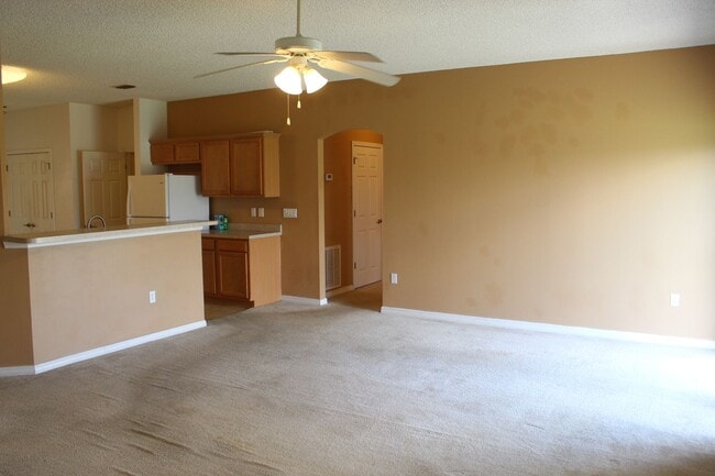 Photo - Spacious 3/2 Home in Sunny Hills w/ 2-Car Garage