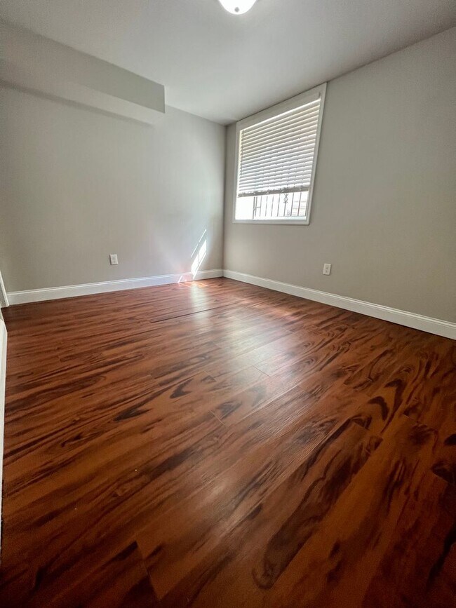 Photo - 2023 N 16th St Unit 1 - Hold Funds – 07.01.2025