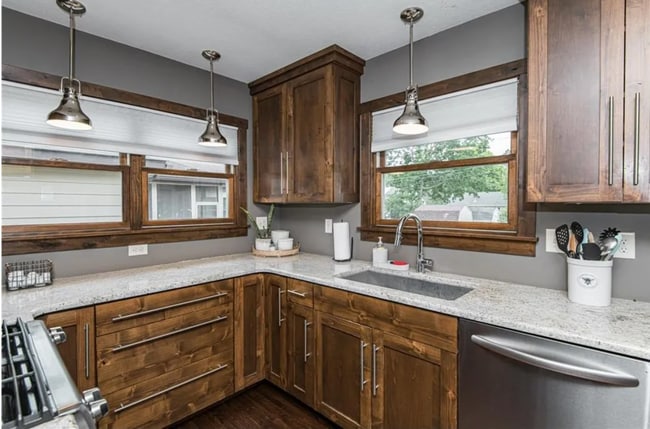 Photo - 947 8th Ave NE