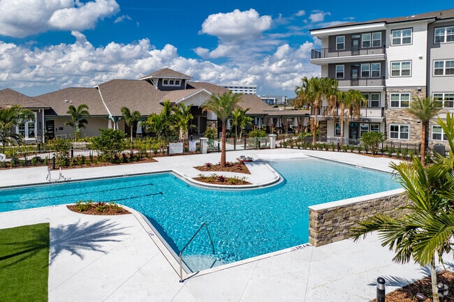 28355 Sparrows Edge Cir Wesley Chapel, FL - Amberlin Wiregrass Ranch 55+ Active Adult