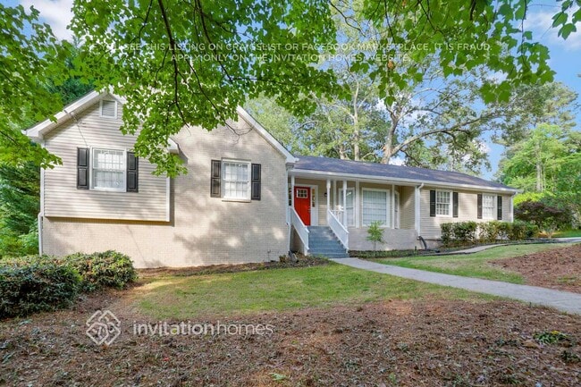 Photo - 276 Chambre Ct SW