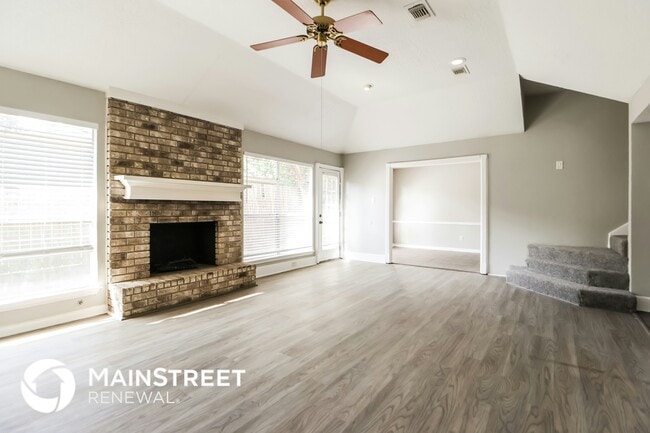 Photo - 1607 Bodart Cir