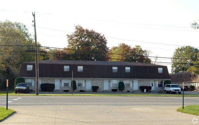 Building Photo - 4163 W Ridge Rd