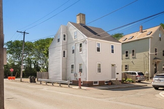 Building Photo - 1 Allen St Unit 1