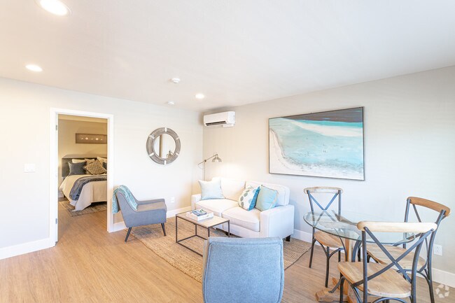 1 BR,1 BA 480SF