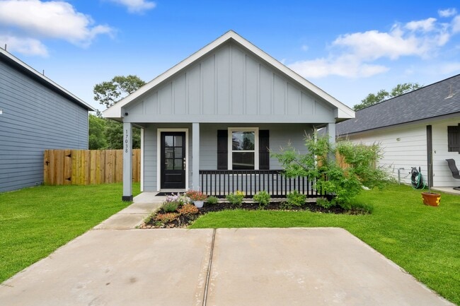 Photo - 17038 Marie Vlg Dr