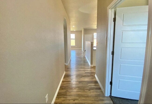 Photo - Upscale Flair Located in Burgamy Park!
