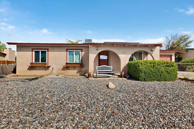 Photo - 2702 Avenida Del Sol