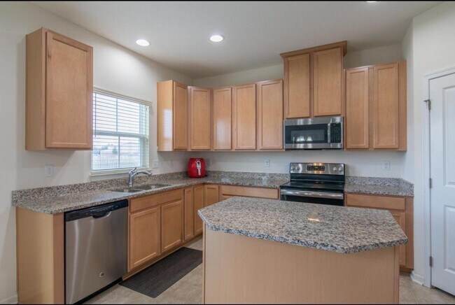 6143 Brandon Dr