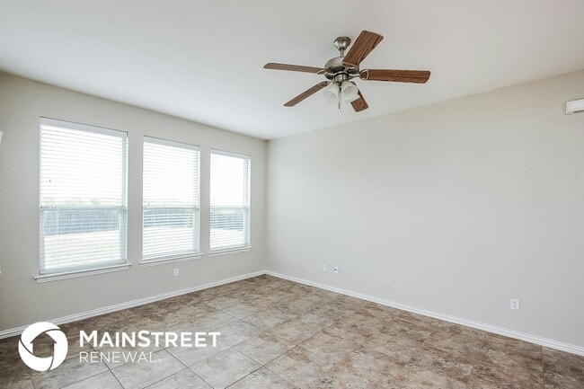 Photo - 205 Kennedy Dr