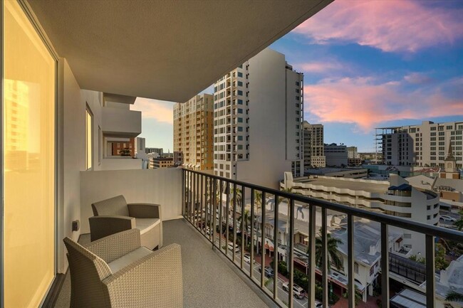 Photo - 101 S Gulfstream Ave Unidad 11C Rental