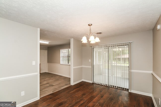 Photo - 155 Hunt Ridge Dr