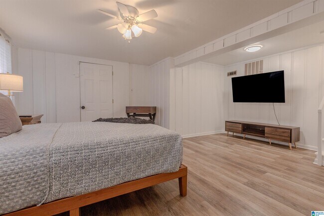 Photo - 1404 36th St N