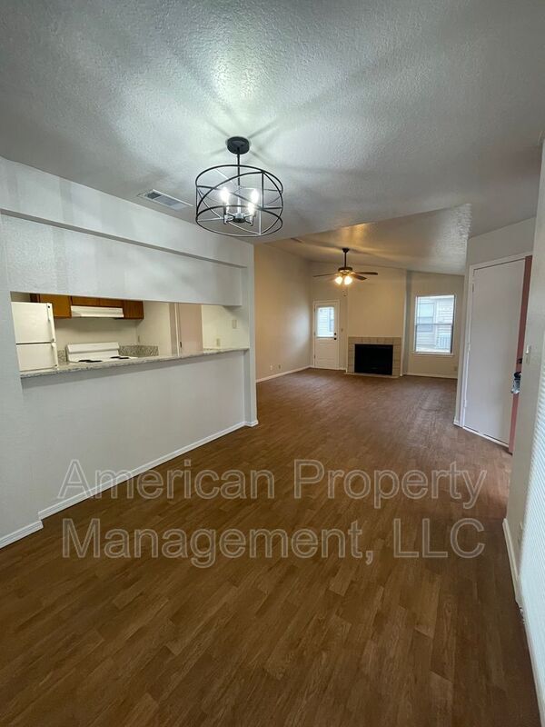 Photo - 13137 E 44th St