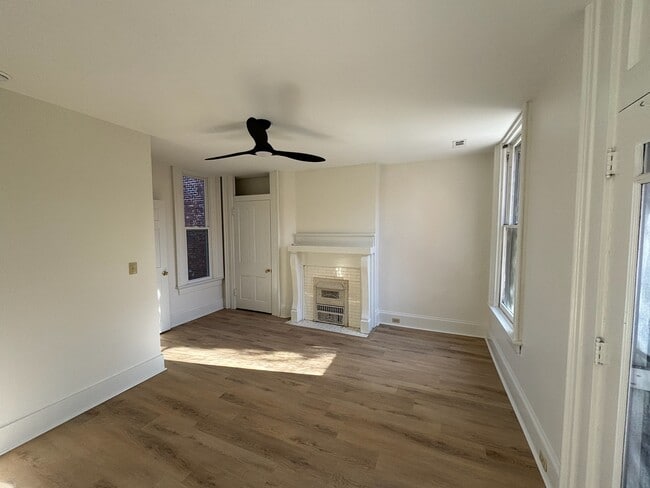 Photo - 633 Monroe St Unit 2