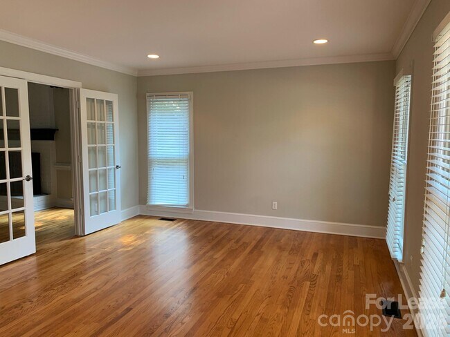 Photo - 9033 Pennyhill Dr