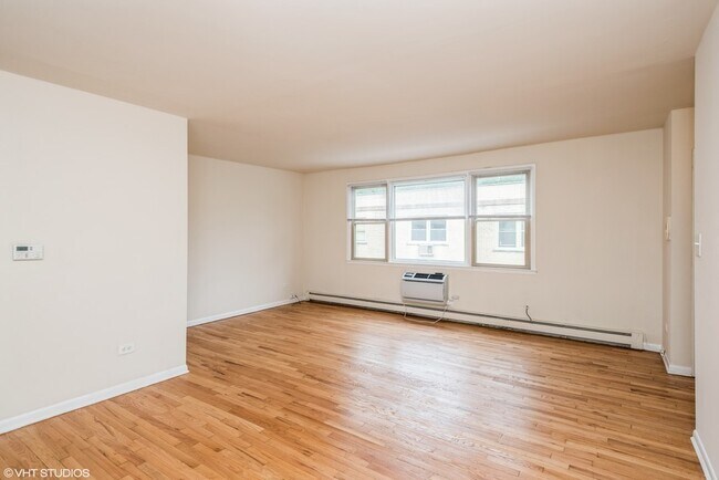 Photo - 2001 W Touhy Ave Unit 202