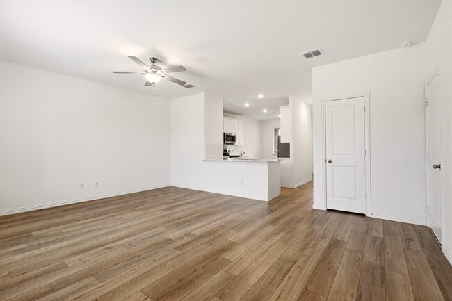 Living Room - 5105 Greywing Dr