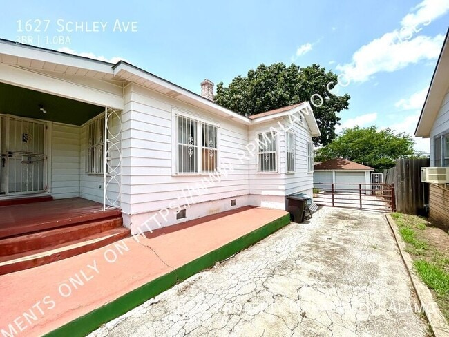 Photo - 1627 Schley Ave