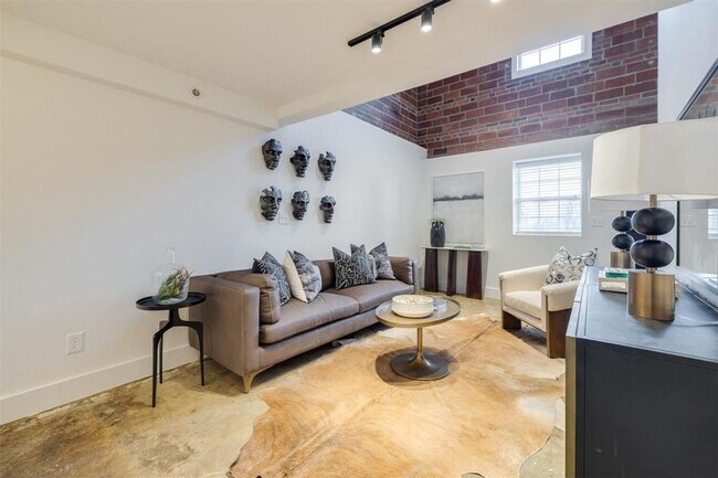 Photo - One bedroom loft in Midtown OKC! Unit 1