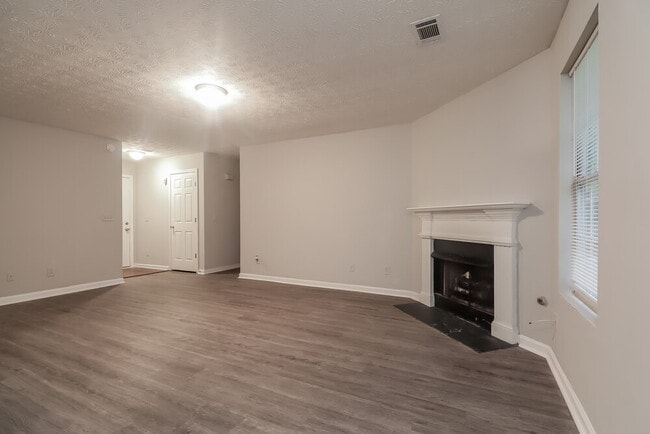 1495 Chelsea Downs Dr NE