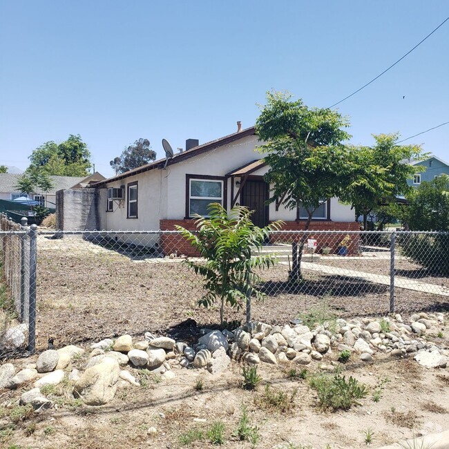 Building Photo - chr137 Unit 1370 Rental
