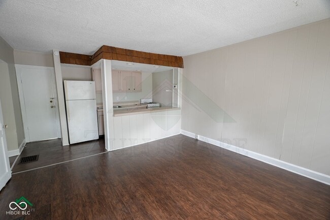 Photo - 723 N Reserve St