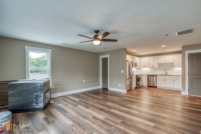 Photo - 224 Alcovy St Unit A