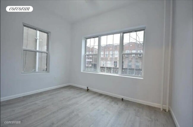 Photo - 455 E 96th St