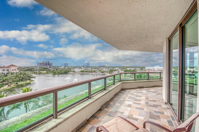 Building Photo - 3630 Gardens Pkwy Unit 601c