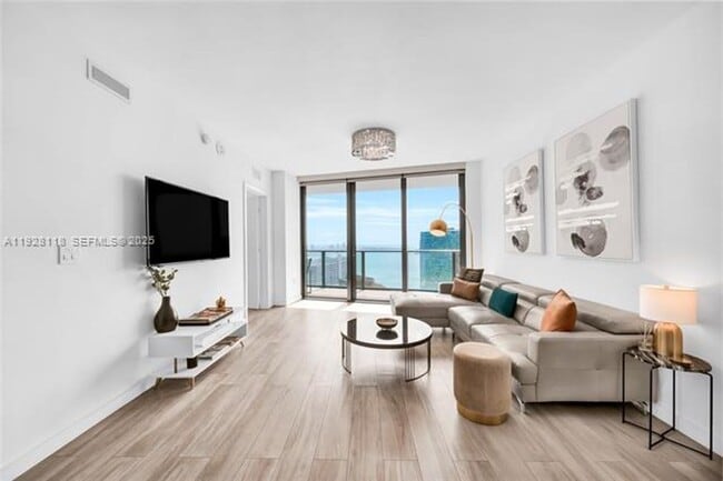 Photo - 1300 S Miami Ave Unit 1300 S Miami Ave  4402