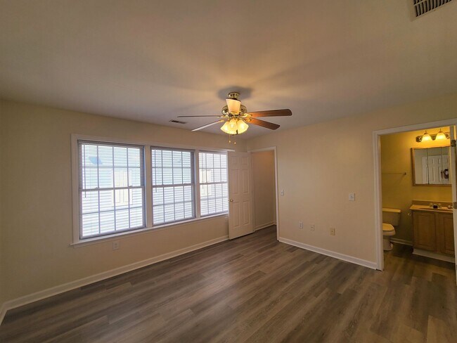Photo - Newly Renovated - 2 Bedroom, 2.5 Bath Town...